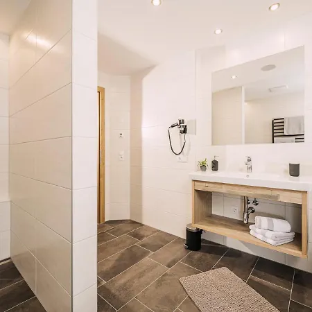 Leuhaus * 메이른호픈